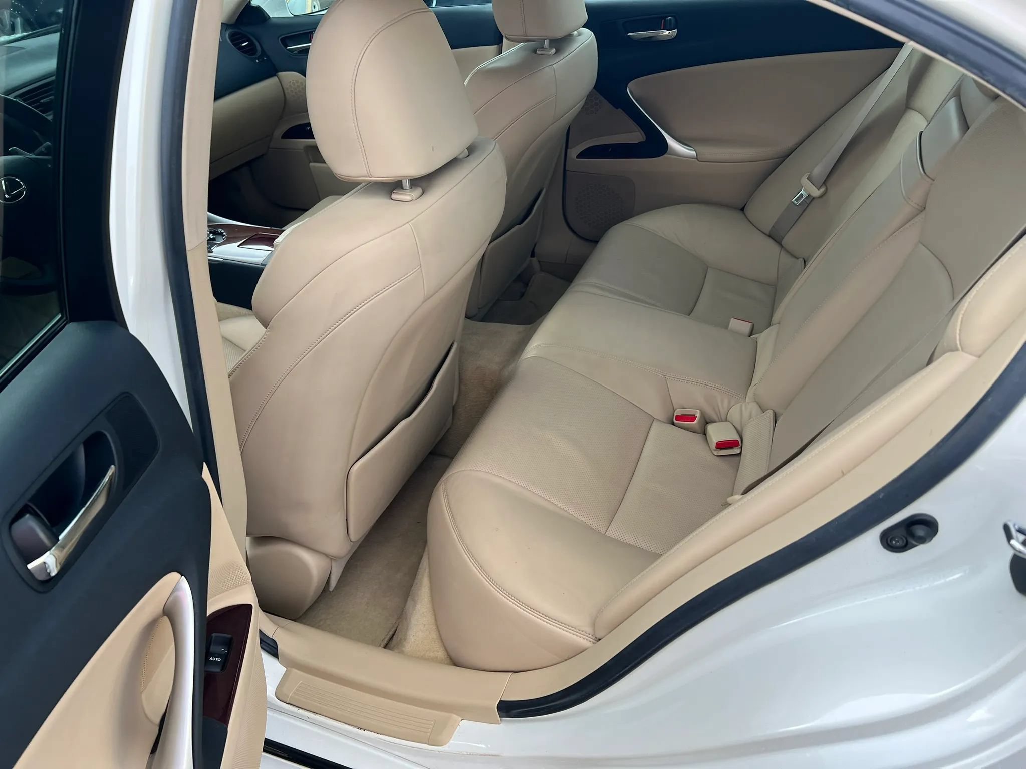 Used 2007 Lexus IS 250 RWD image 16