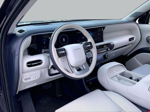 Certified 2026 Hyundai Palisade Calligraphy FWD image 32