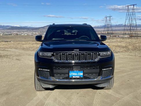 Certified 2024 Jeep Grand Cherokee L Limited w/ Luxury Tech Group II image 10