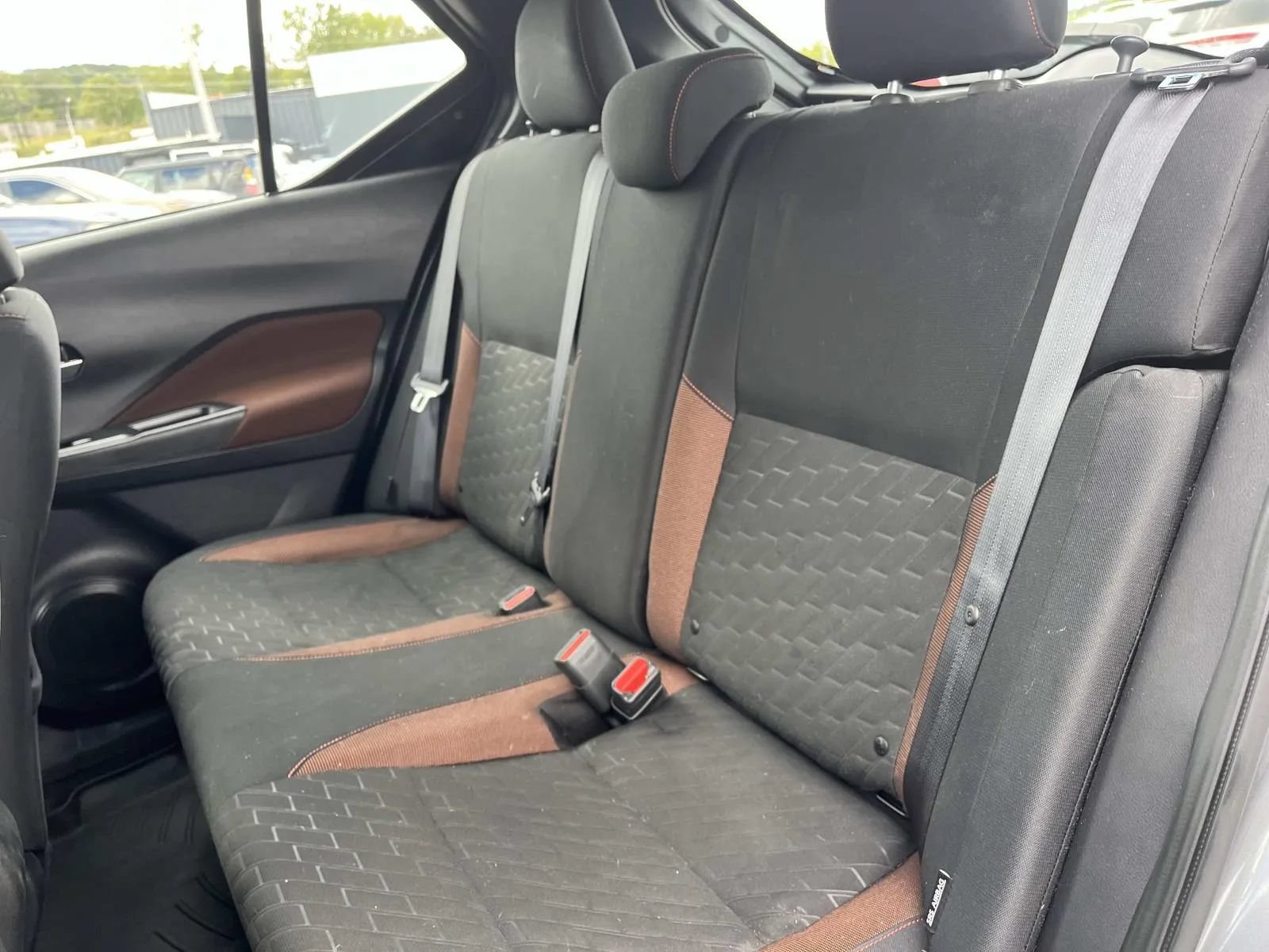 Used 2023 Nissan Kicks SR w/ Exterior Package FWD image 19