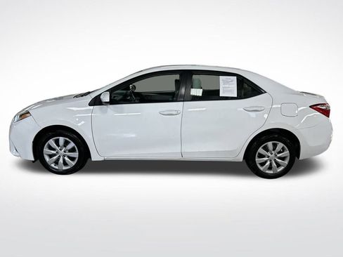 Used 2016 Toyota Corolla LE image 2