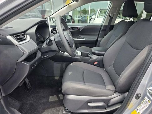 Used 2024 Toyota RAV4 LE AWD/4WD image 11