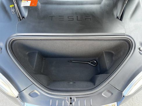 Used 2017 Tesla Model S 75D image 46