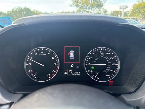 Certified 2024 Subaru Crosstrek 2.0i Premium image 13