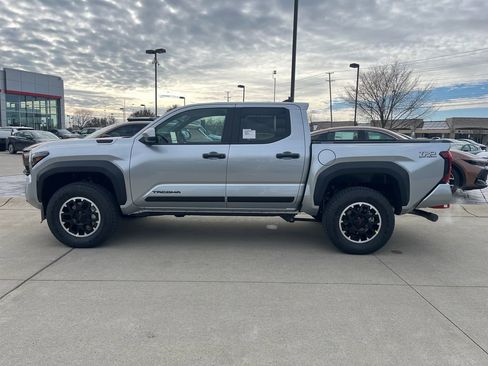 New 2026 Toyota Tacoma TRD Off-Road image 2