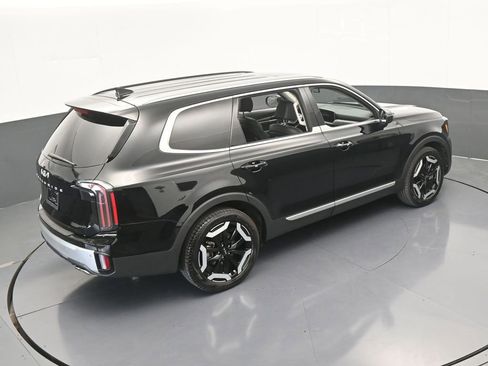 Used 2024 Kia Telluride EX image 55