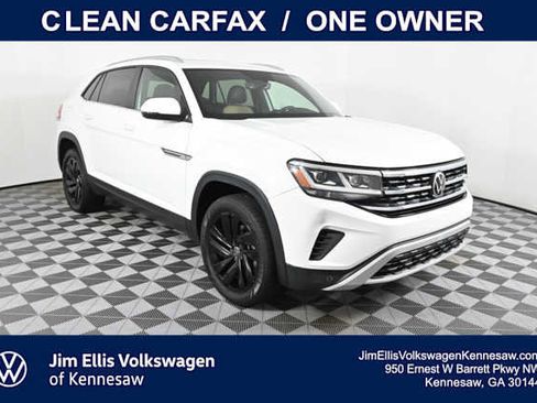 Certified 2022 Volkswagen Atlas Cross Sport SE w/ Panoramic Sunroof Package image 1