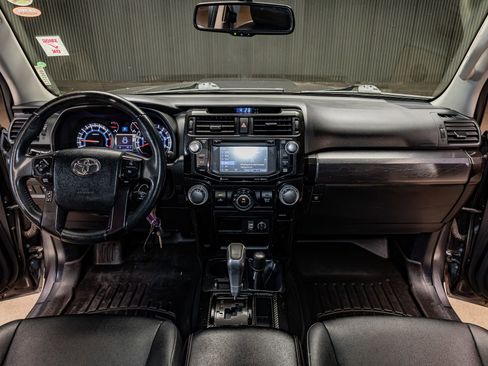 Used 2019 Toyota 4Runner TRD Off-Road Premium image 14