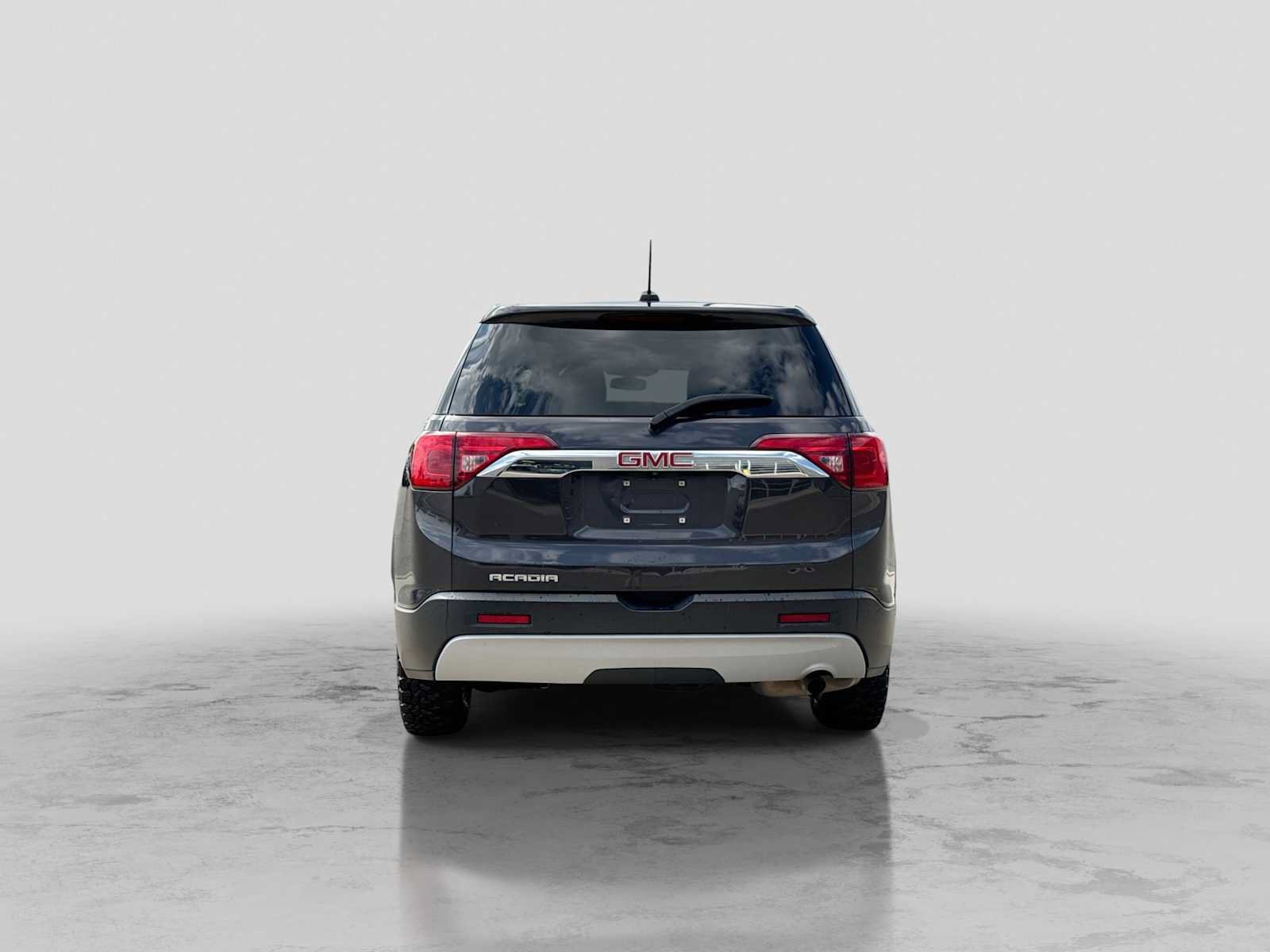 Used 2017 GMC Acadia SLE FWD image 5