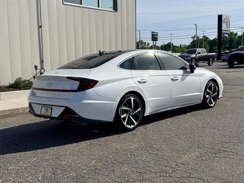 Used 2022 Hyundai Sonata SEL Plus FWD image 3