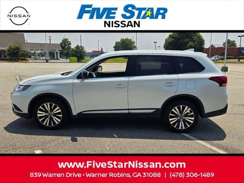 Used 2020 Mitsubishi Outlander ES FWD image 4