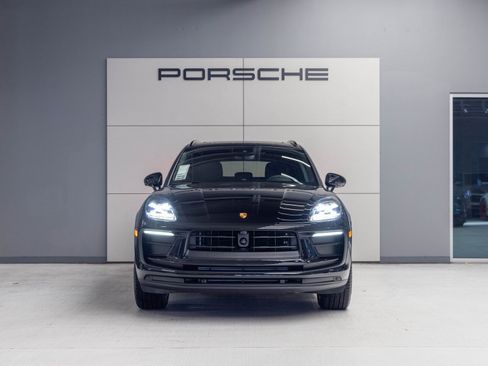 New 2026 Porsche Macan image 10
