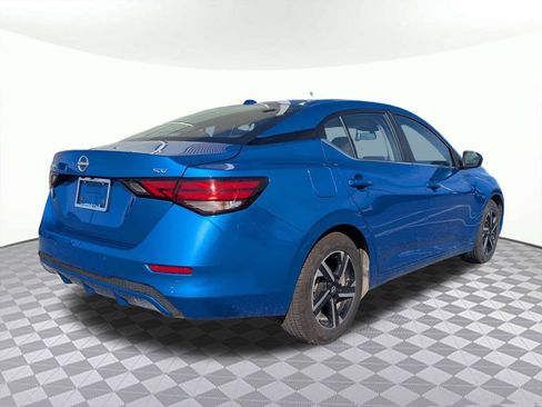 Used 2024 Nissan Sentra SV FWD image 3