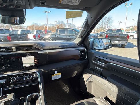 New 2026 GMC Sierra 1500 Denali w/ Denali Reserve Package image 24