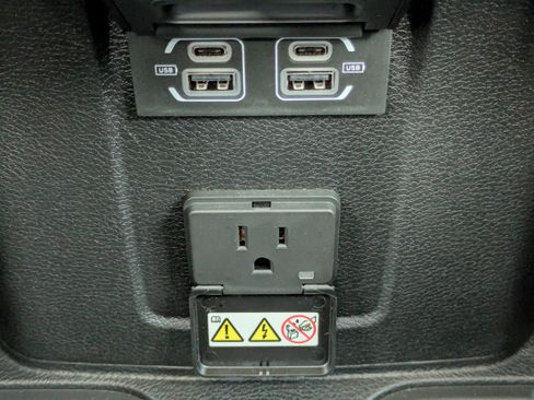 Used 2024 Jeep Gladiator Rubicon image 8