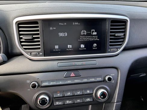 Used 2022 Kia Sportage LX FWD image 15