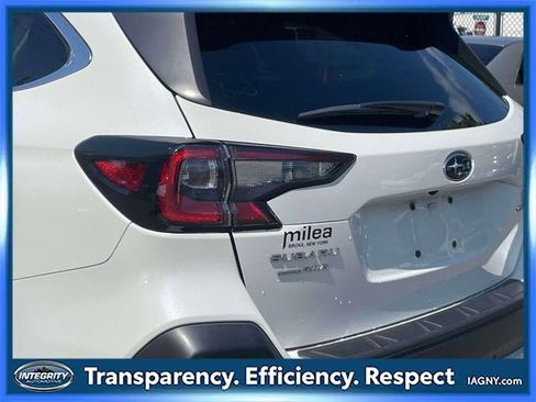 Used 2023 Subaru Outback Limited image 11