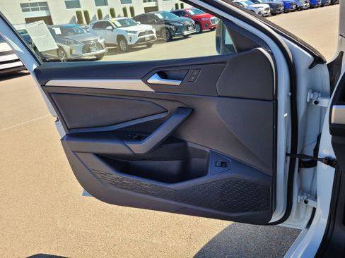 Used 2019 Volkswagen Jetta S image 15