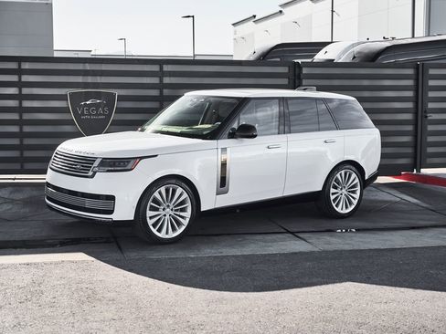 Used 2024 Land Rover Range Rover SV image 5