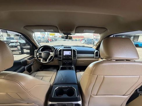 Used 2021 Ford F250 Lariat w/ Lariat Ultimate Package AWD/4WD image 10