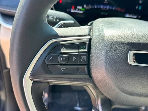 Used 2024 Jeep Grand Cherokee Limited 4xe AWD/4WD image 7