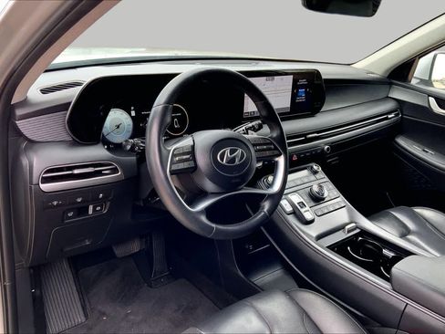 Used 2023 Hyundai Palisade Limited AWD/4WD image 18