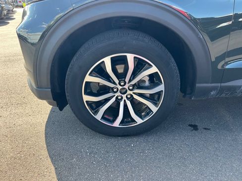 Used 2023 Ford Explorer ST-Line AWD/4WD image 16