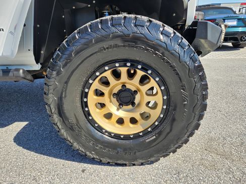 Used 2021 Jeep Gladiator Mojave image 7