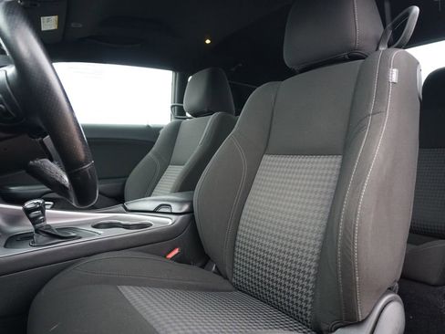 Used 2020 Dodge Challenger SXT w/ Blacktop Package image 18