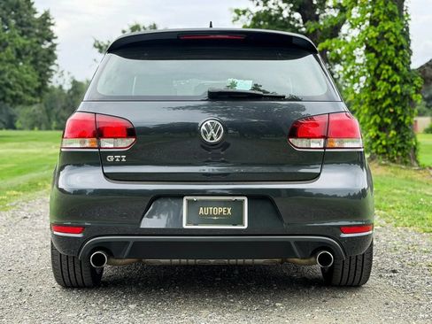 Used 2010 Volkswagen GTI 2-Door FWD image 12