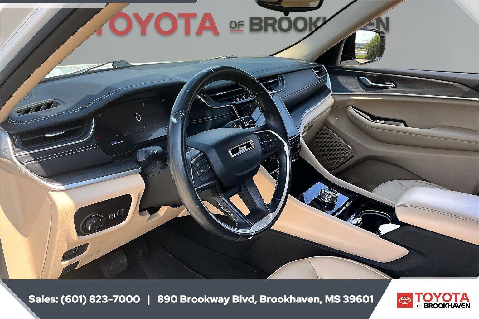 Used 2021 Jeep Grand Cherokee L Limited RWD image 12