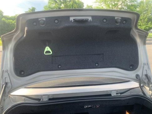 Used 2009 BMW 135i Convertible image 40