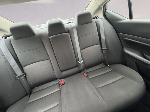 Used 2024 Nissan Altima 2.5 SV FWD image 18