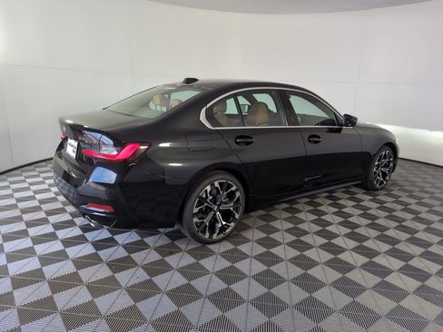 Used 2025 BMW 330i Sedan w/ Convenience Package image 7