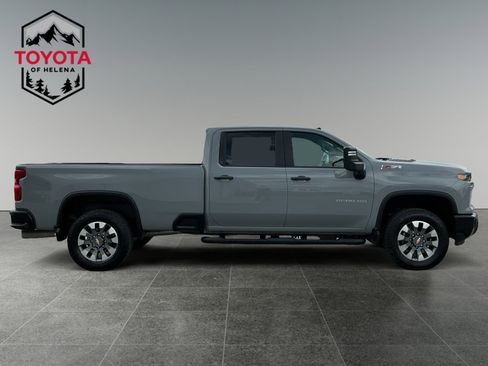 Used 2024 Chevrolet Silverado 2500 Custom w/ Custom Value Package AWD/4WD image 6