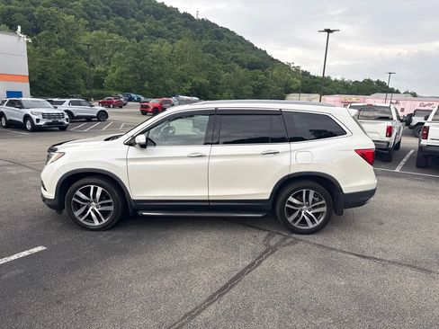 Used 2017 Honda Pilot Touring image 3