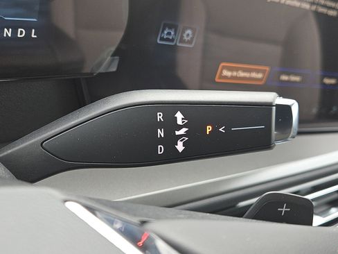 New 2026 Chevrolet Traverse LT w/ Driver Confidence Package image 20