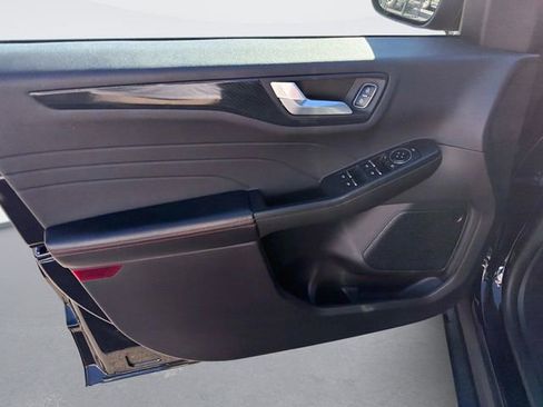 Used 2023 Ford Escape ST-Line image 19