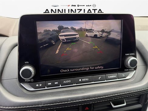 Certified 2023 Nissan Rogue S image 19