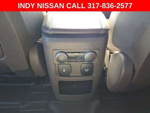 Used 2020 Ford Explorer Platinum w/ Premium Technology Package image 27