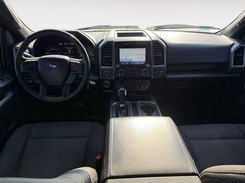 Used 2017 Ford F150 XLT w/ Equipment Group 302A Luxury image 10