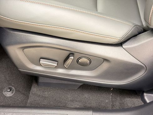 New 2026 Ford Explorer Active image 13