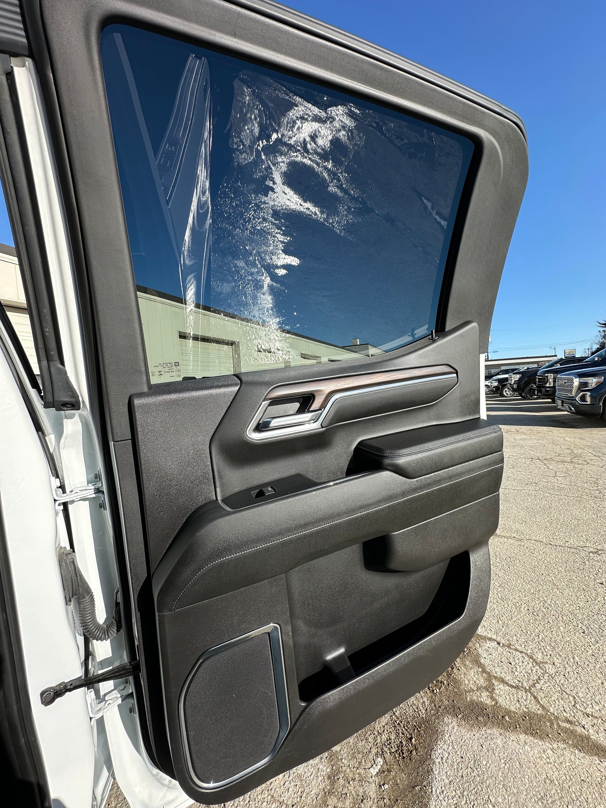 Used 2024 GMC Sierra 1500 SLT AWD/4WD image 20