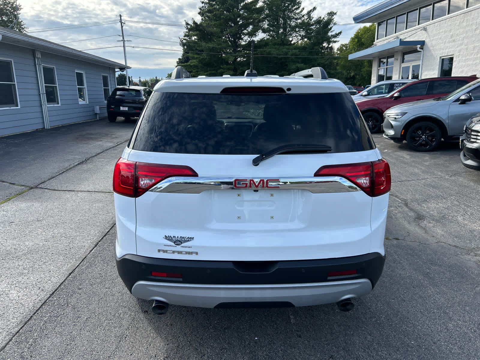 Used 2019 GMC Acadia SLT FWD image 6