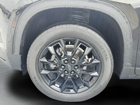 Used 2024 Chevrolet Traverse LT w/ Enhanced Driving Package FWD image 34