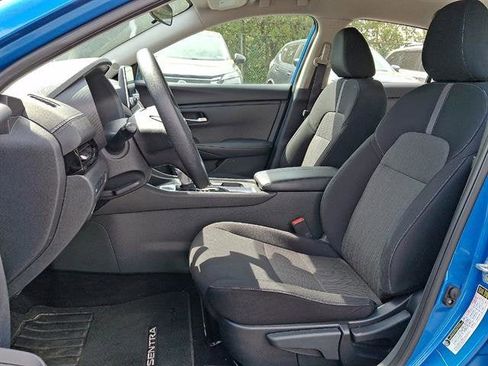 Certified 2023 Nissan Sentra SV FWD image 14