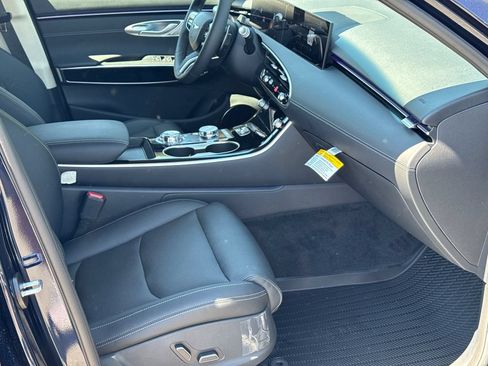 New 2026 Genesis GV70 2.5T AWD/4WD image 15