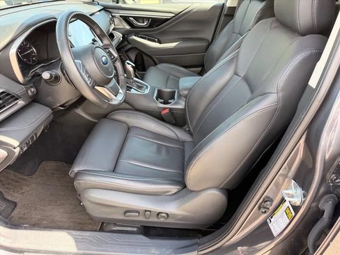Used 2025 Subaru Outback Limited AWD/4WD image 8
