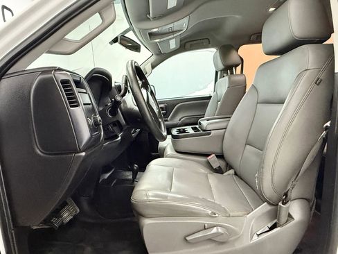 Used 2018 Chevrolet Silverado 2500 W/T w/ WT Fleet Convenience Package image 9