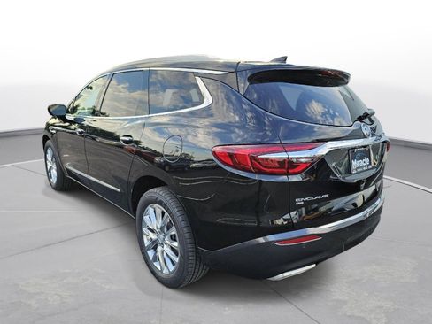 Used 2021 Buick Enclave Essence w/ Sound and Sites Package AWD/4WD image 7